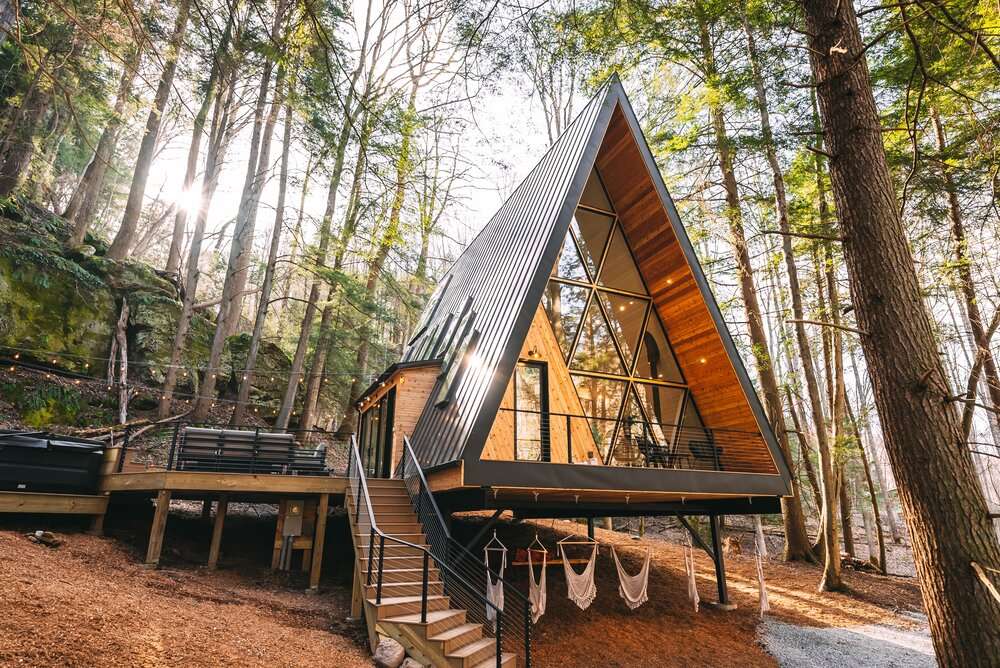 Exterior A-Frame Dunlop Hollow