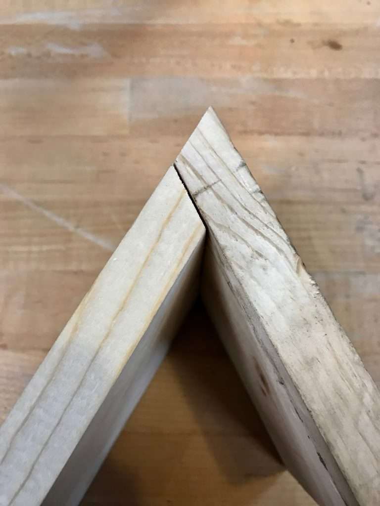 diy triangle shelf