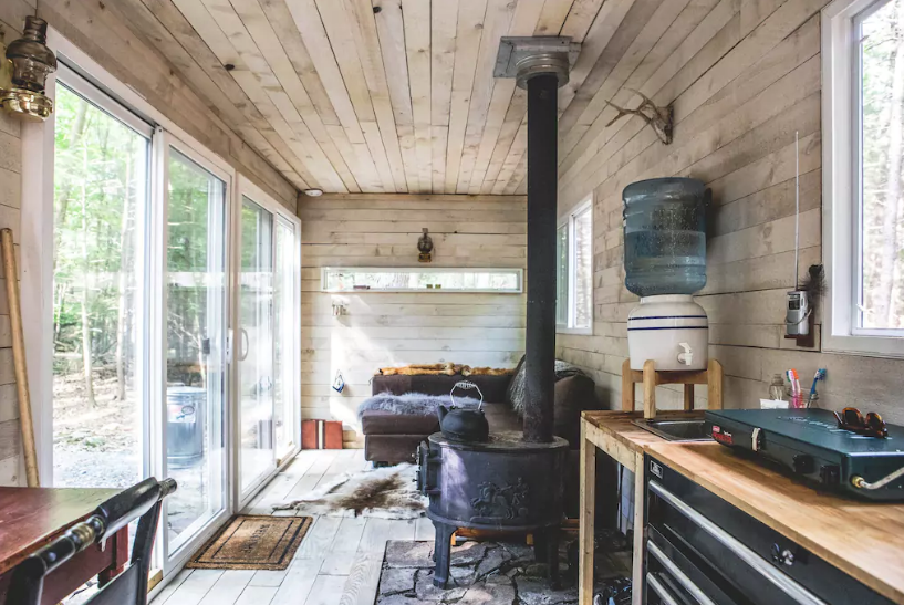 Interior container cabin catskills