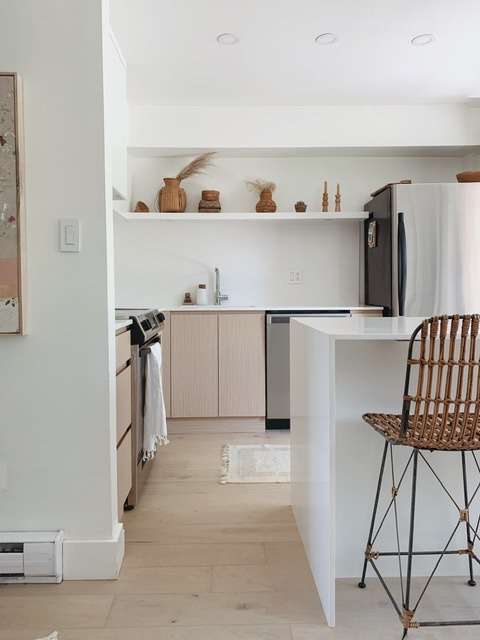 Kitchen Reno Upper Shelving