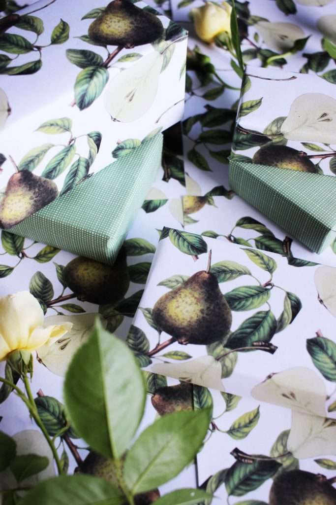 printable vintage pear gift wrap